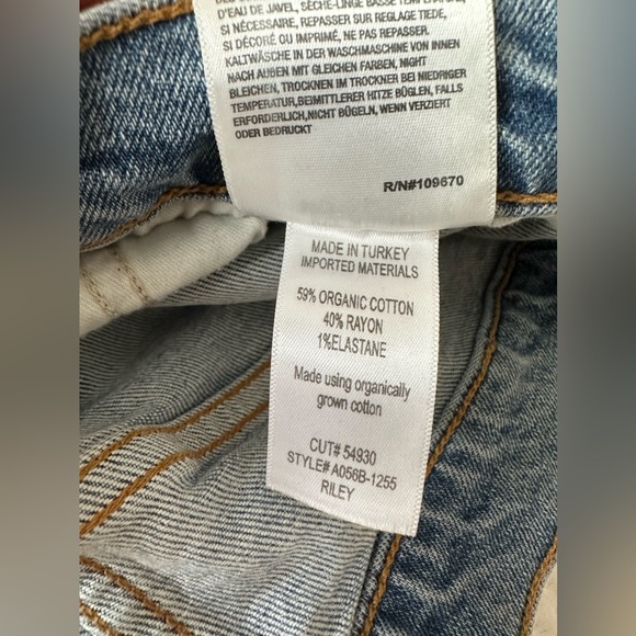 Agolde Riley High Rise Straight Crop Jeans. - Picture 11 of 11